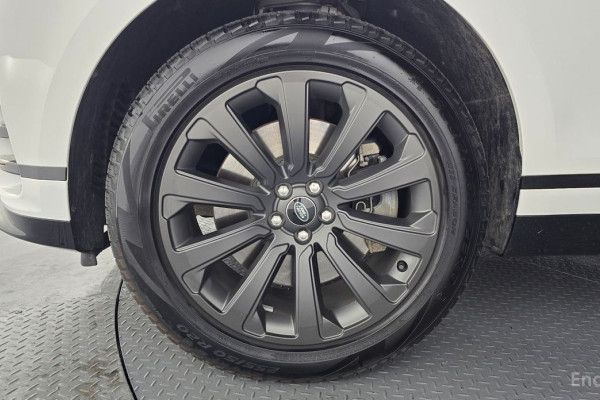 2022 Land Rover Range Rover Velar с пробегом 21 562 км