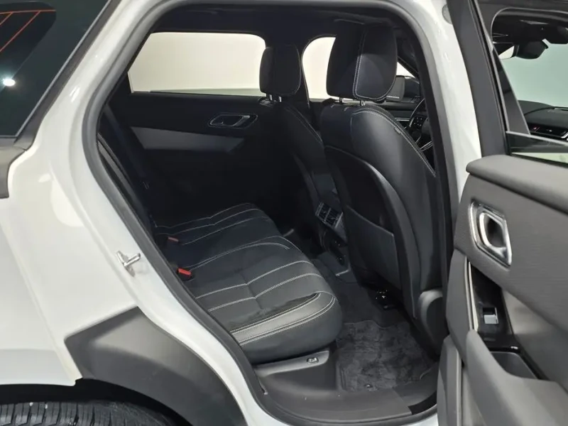 2022 Land Rover Range Rover Velar с пробегом 21 562 км