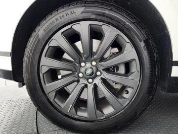 2022 Land Rover Range Rover Velar с пробегом 27 858 км