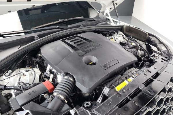 2022 Land Rover Range Rover Velar с пробегом 27 858 км