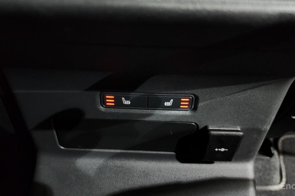 2022 Land Rover Range Rover Velar с пробегом 27 858 км