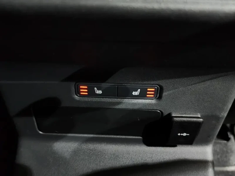 2022 Land Rover Range Rover Velar с пробегом 27 858 км