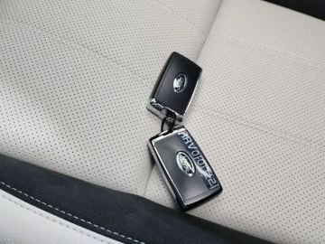 2022 Land Rover Range Rover Velar с пробегом 27 858 км