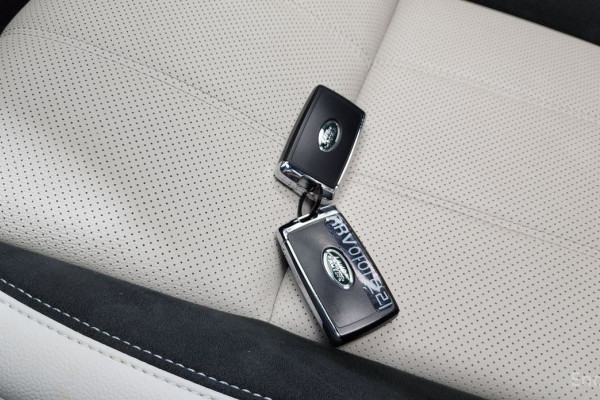 2022 Land Rover Range Rover Velar с пробегом 27 858 км