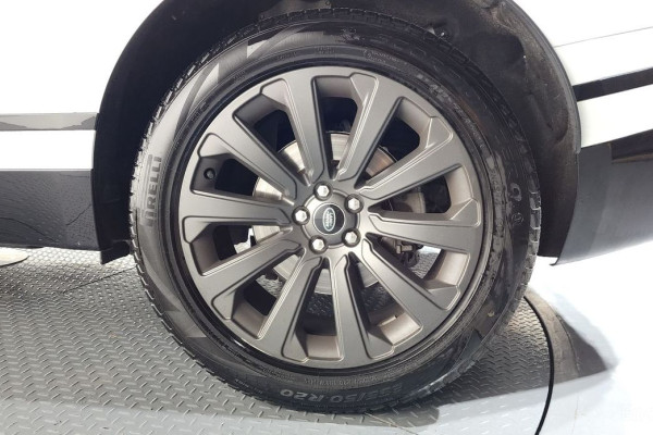 2022 Land Rover Range Rover Velar с пробегом 27 858 км