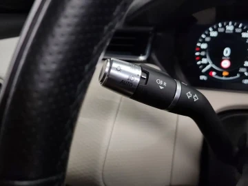 2022 Land Rover Range Rover Velar с пробегом 27 858 км