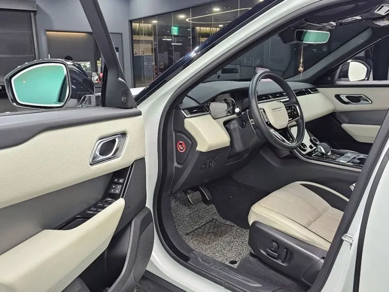 2023 Land Rover Range Rover Velar с пробегом 31 129 км