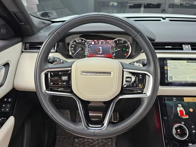 2023 Land Rover Range Rover Velar с пробегом 31 129 км