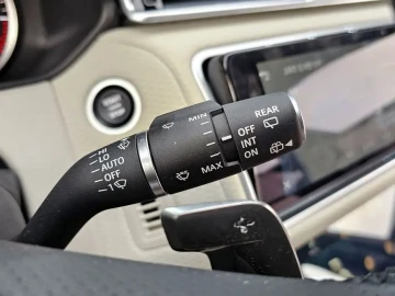 2023 Land Rover Range Rover Velar с пробегом 31 129 км