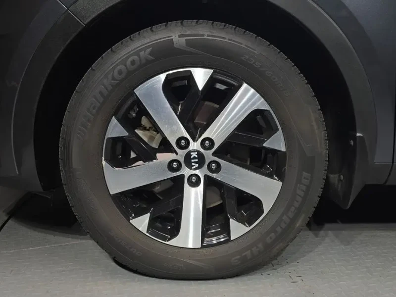 2021 Kia Sorento с пробегом 75 817 км