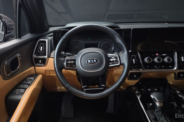2021 Kia Sorento с пробегом 75 817 км
