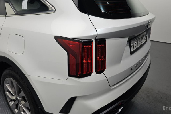 2020 Kia Sorento с пробегом 63 801 км