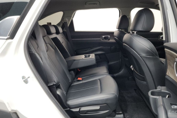 2022 Kia Sorento с пробегом 30 014 км