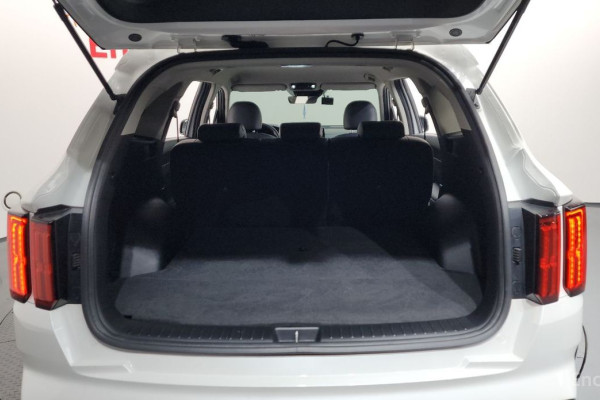 2022 Kia Sorento с пробегом 30 014 км