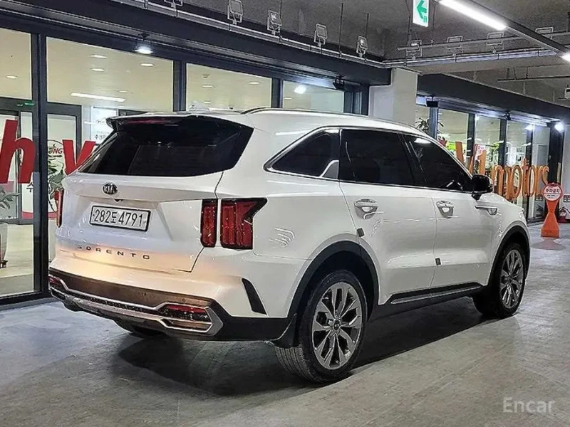 2021 Kia Sorento с пробегом 118 695 км