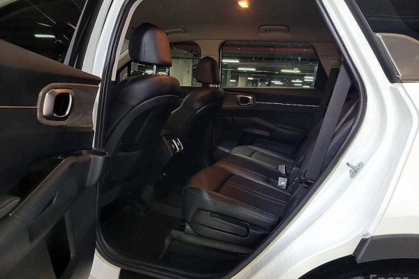 2021 Kia Sorento с пробегом 118 695 км