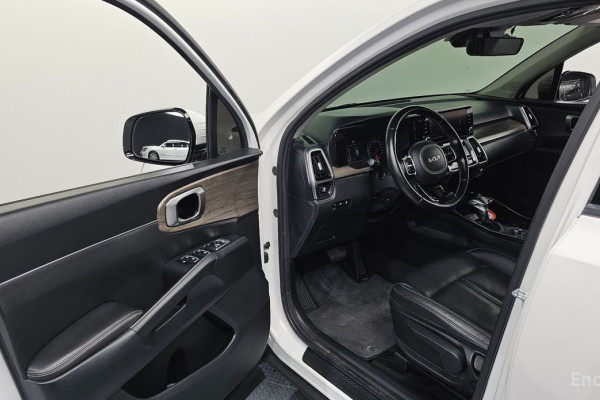 2022 Kia Sorento с пробегом 129 865 км