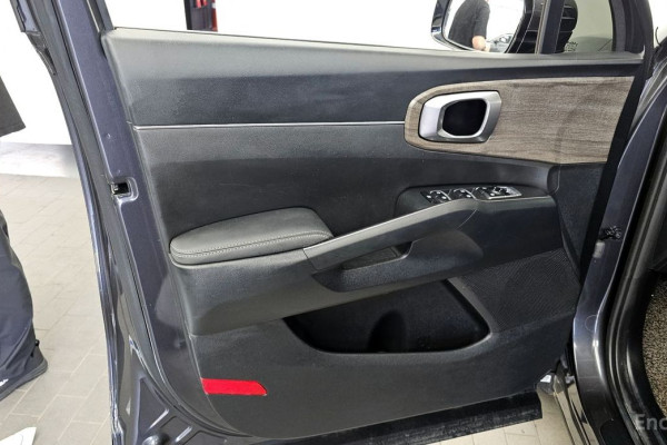 2022 Kia Sorento с пробегом 29 001 км