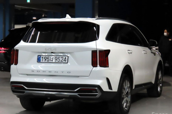 2021 Kia Sorento с пробегом 58 886 км