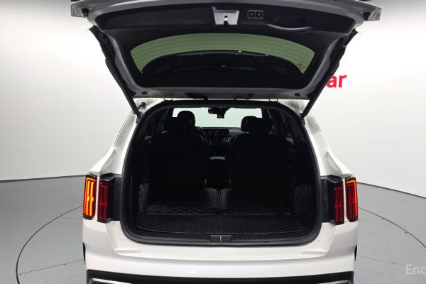 2020 Kia Sorento с пробегом 81 490 км