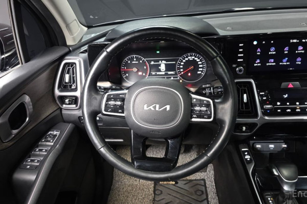 2021 Kia Sorento с пробегом 136 747 км