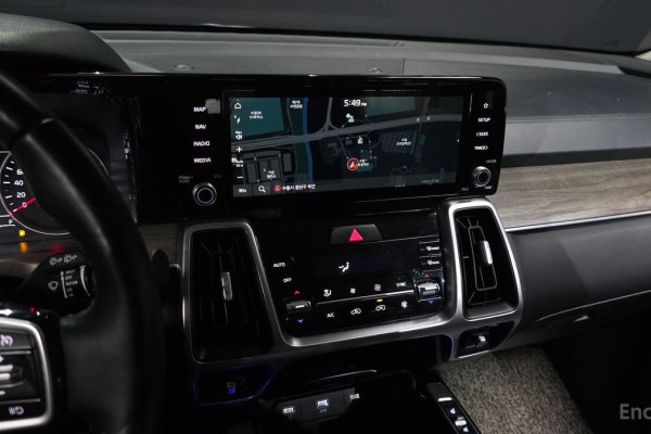 2021 Kia Sorento с пробегом 136 747 км