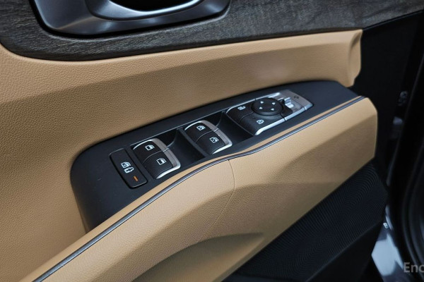 2023 Kia Sorento с пробегом 82 012 км