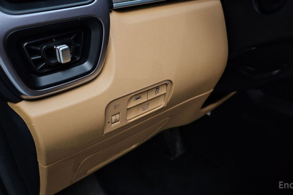 2023 Kia Sorento с пробегом 82 012 км