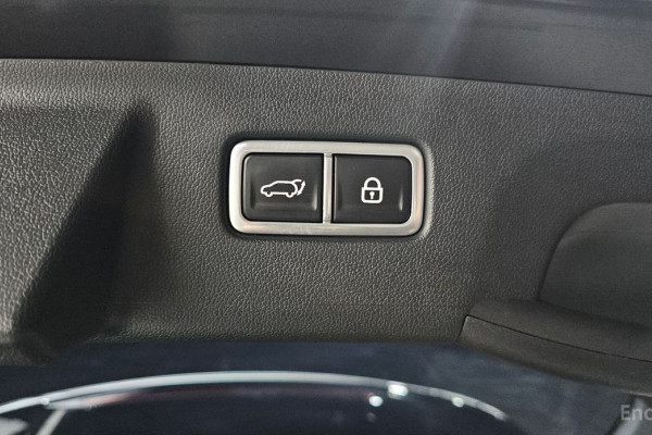 2023 Kia Sorento с пробегом 82 012 км