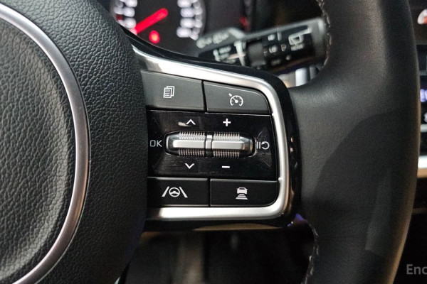 2023 Kia Sorento с пробегом 82 012 км