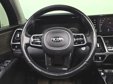 2020 Kia Sorento с пробегом 106 371 км