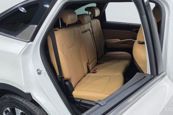 2021 Kia Sorento с пробегом 45 947 км