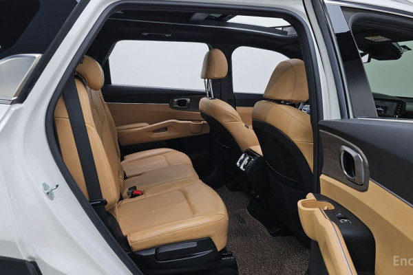 2022 Kia Sorento с пробегом 41 910 км