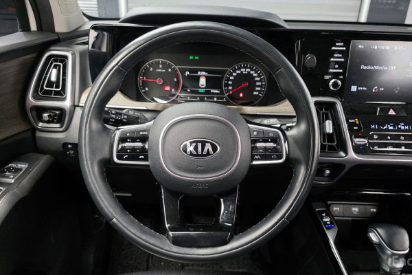 2020 Kia Sorento с пробегом 57 898 км