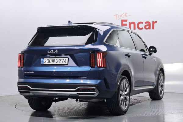 2023 Kia Sorento с пробегом 66 305 км