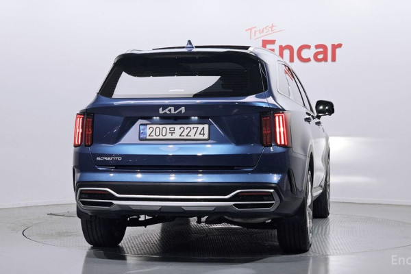 2023 Kia Sorento с пробегом 66 305 км