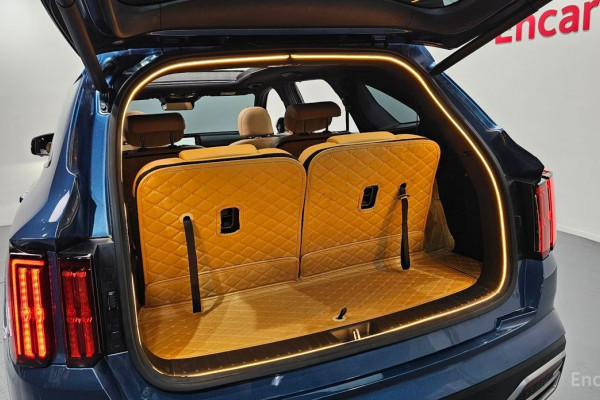 2023 Kia Sorento с пробегом 66 305 км