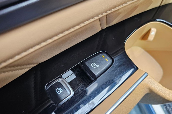 2023 Kia Sorento с пробегом 66 305 км