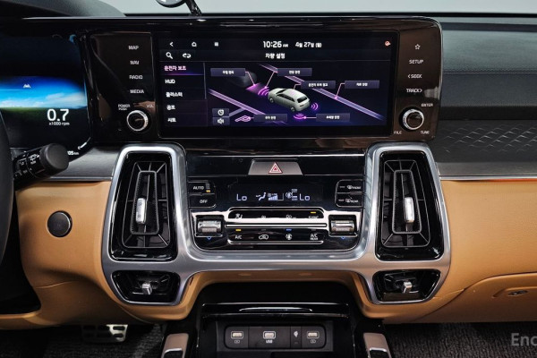 2023 Kia Sorento с пробегом 66 305 км