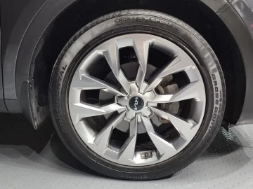 2023 Kia Sorento с пробегом 64 781 км