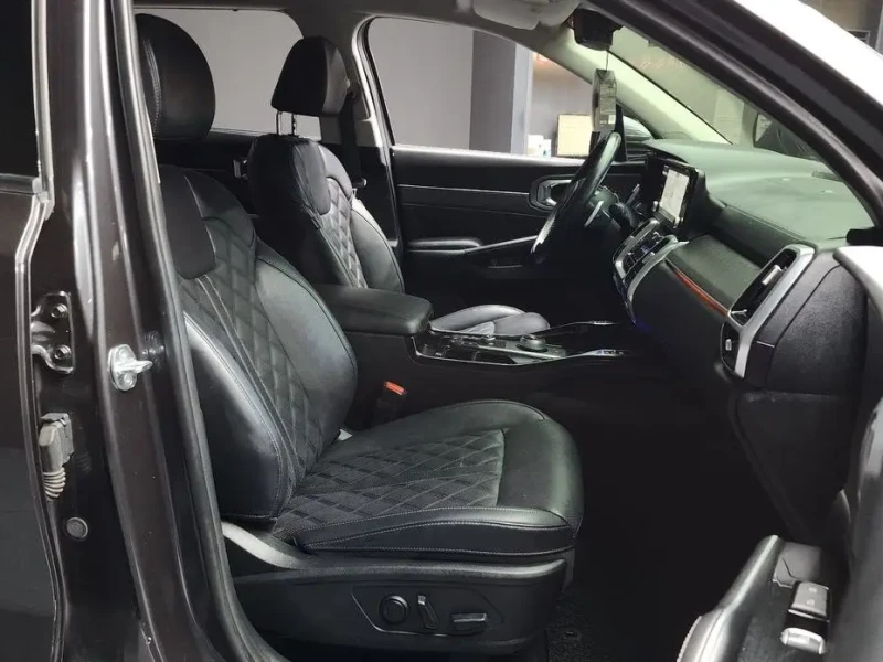 2023 Kia Sorento с пробегом 64 781 км