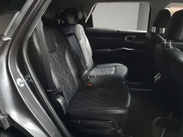2023 Kia Sorento с пробегом 64 781 км