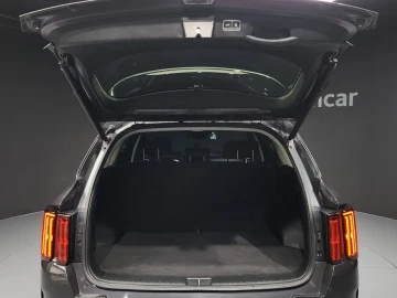 2023 Kia Sorento с пробегом 64 781 км