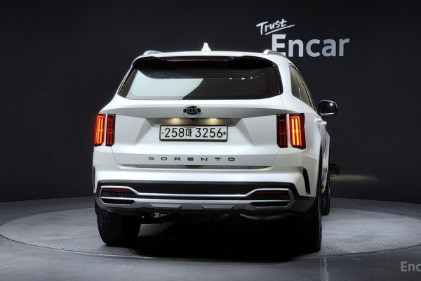 2020 Kia Sorento с пробегом 64 817 км