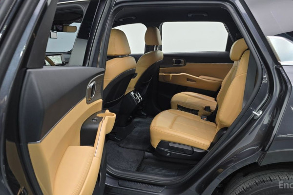 2021 Kia Sorento с пробегом 79 493 км