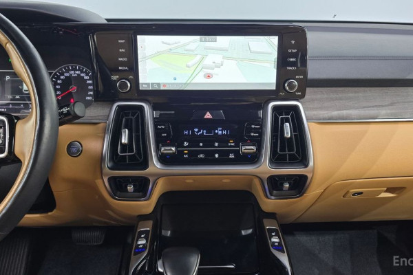 2021 Kia Sorento с пробегом 79 493 км