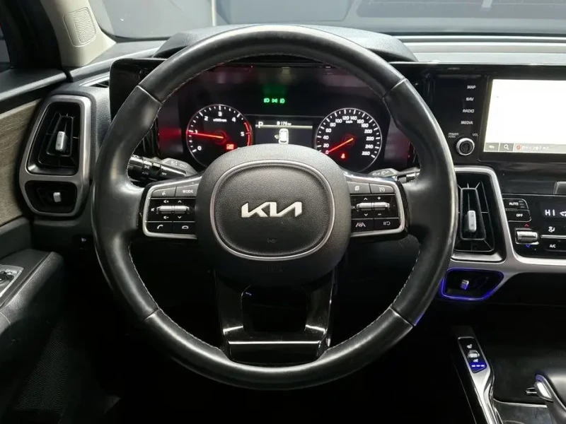 2021 Kia Sorento с пробегом 57 956 км