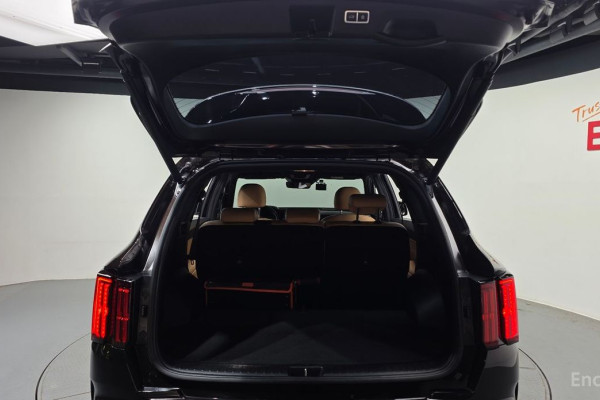 2021 Kia Sorento с пробегом 73 696 км