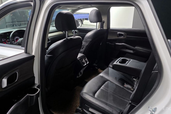 2022 Kia Sorento с пробегом 75 003 км