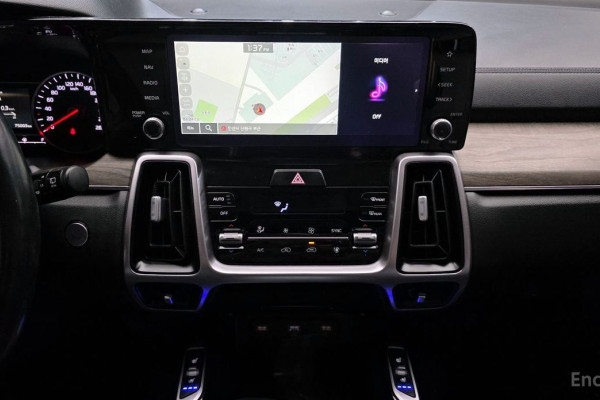 2022 Kia Sorento с пробегом 75 003 км